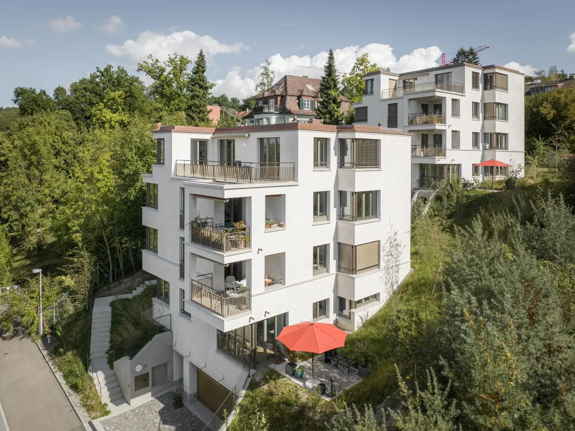Wohnen im Grünen  Moderne 3.5-Zimmerwohnung in Zürich-Witikon