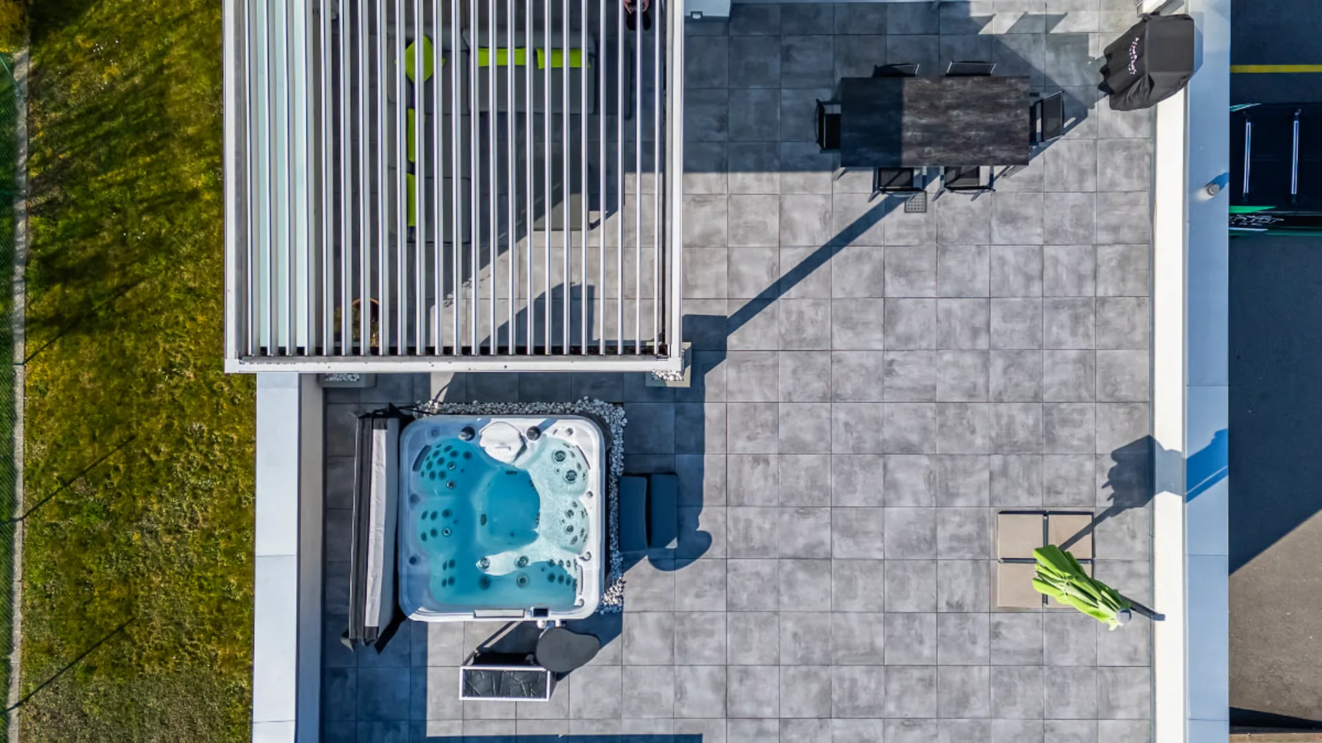 Selten zu verkaufen: Dachgeschoss-Duplex mit großer Terrasse