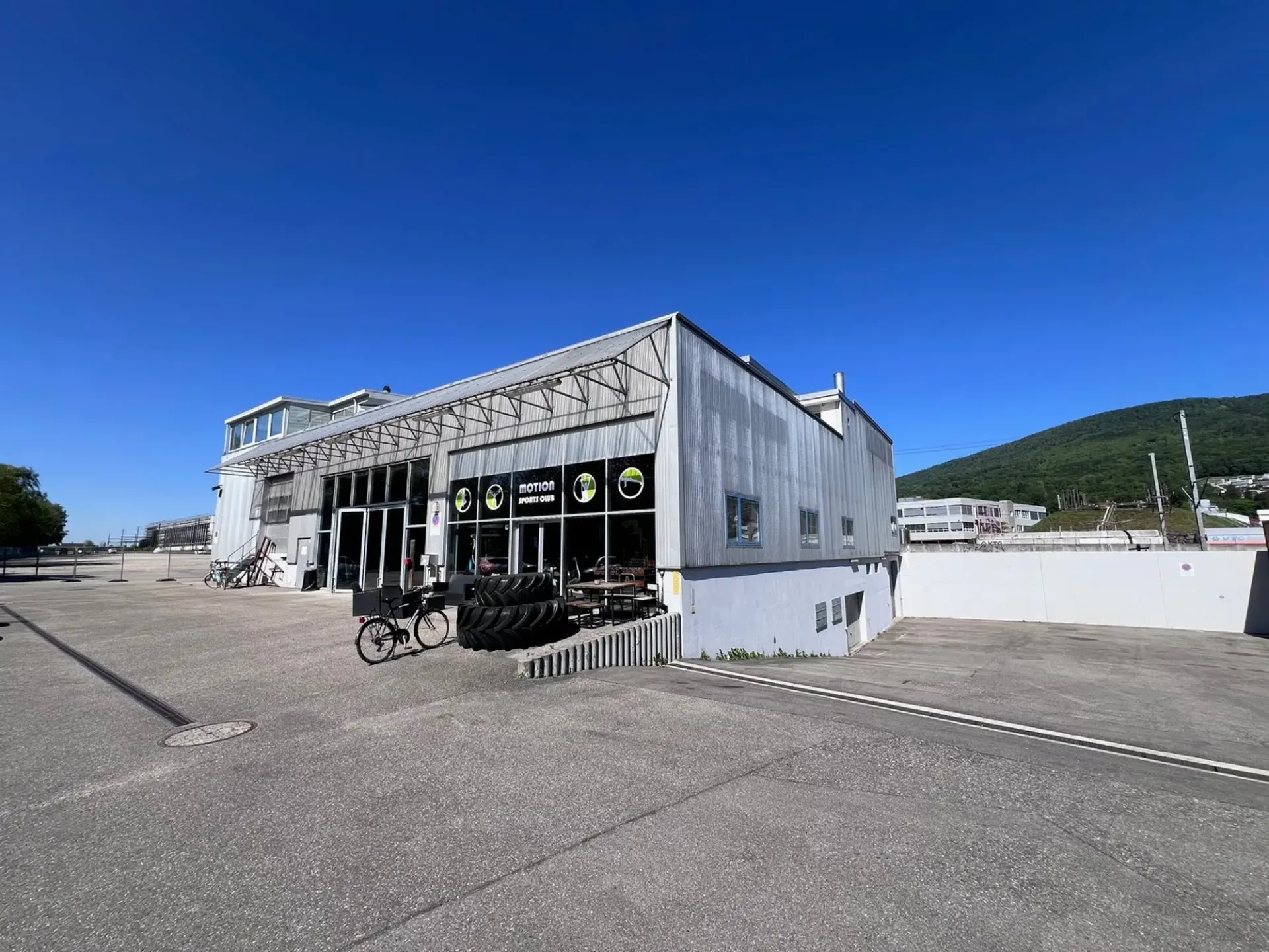 3137 m2 Gewerbe- & Lagerflächen zu vermieten in Wangen bei Olten