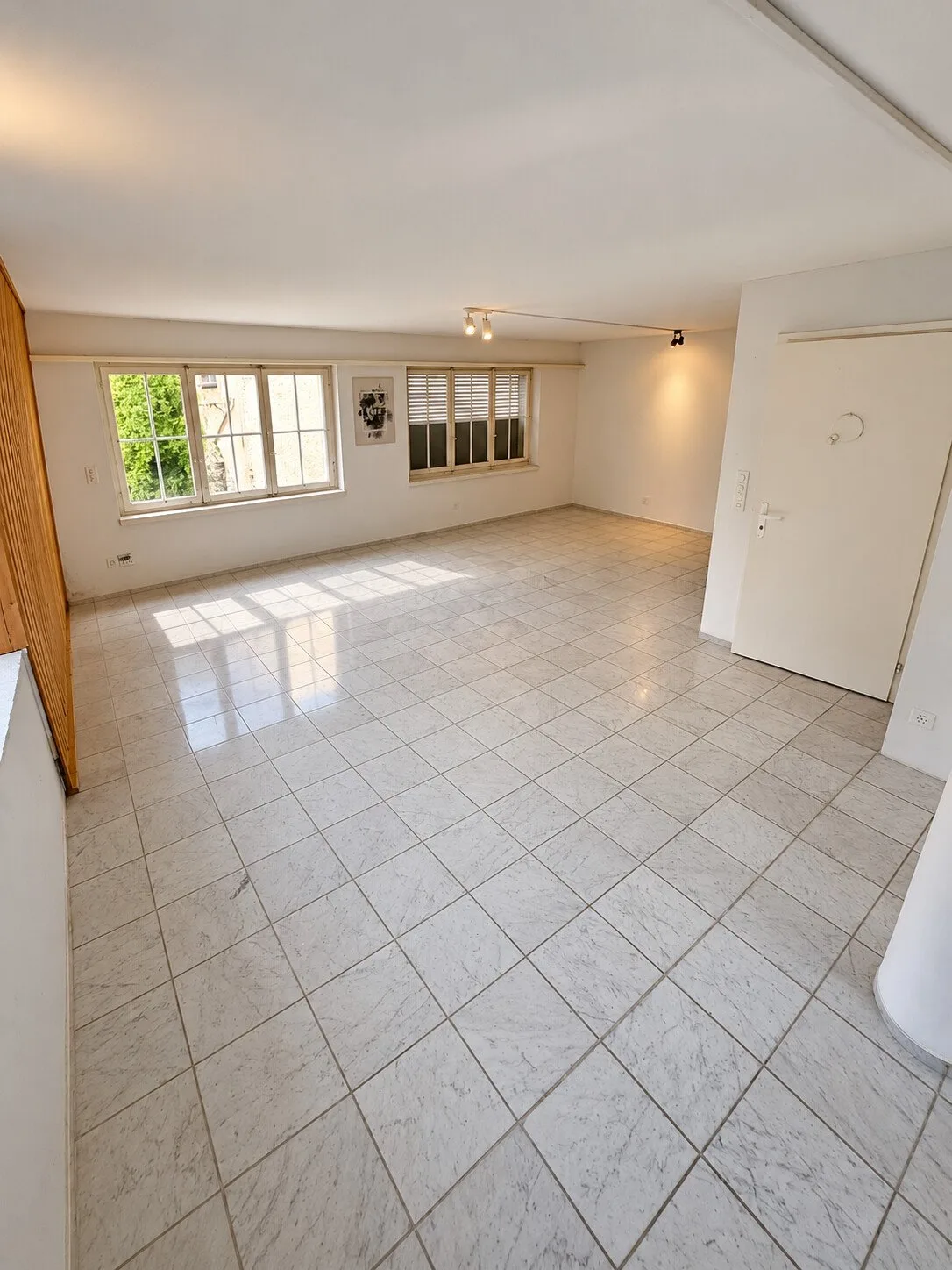 Studio with mountain view in central location in Thusis
