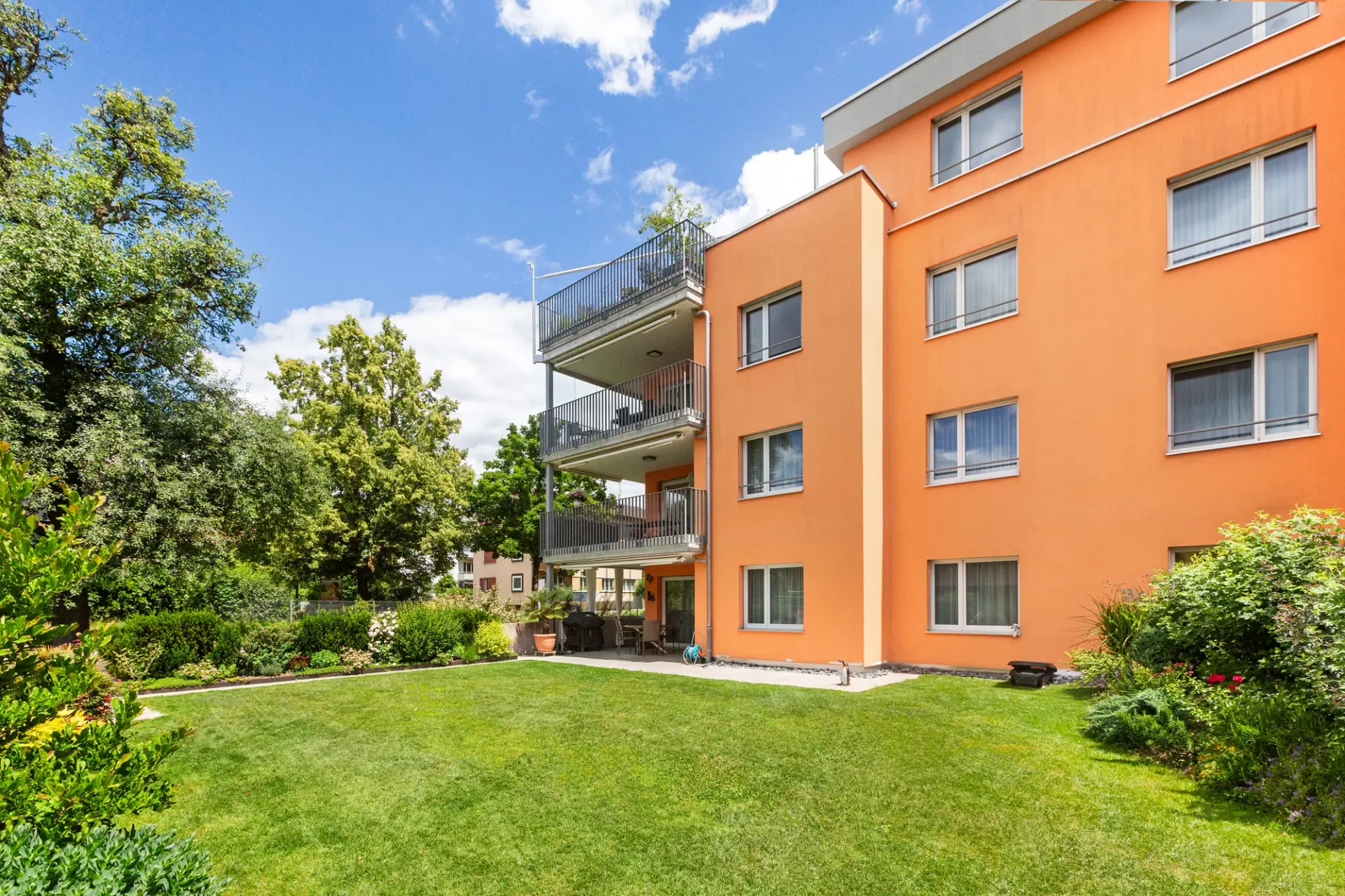 Moderne Gartenwohnung - ruhig und zentral