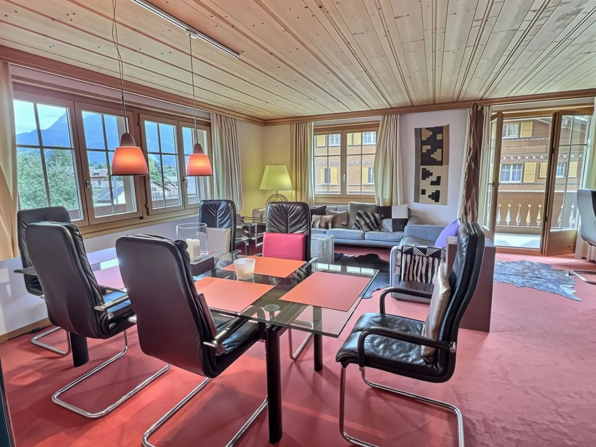 Beautiful 4-room apartment with large balcony