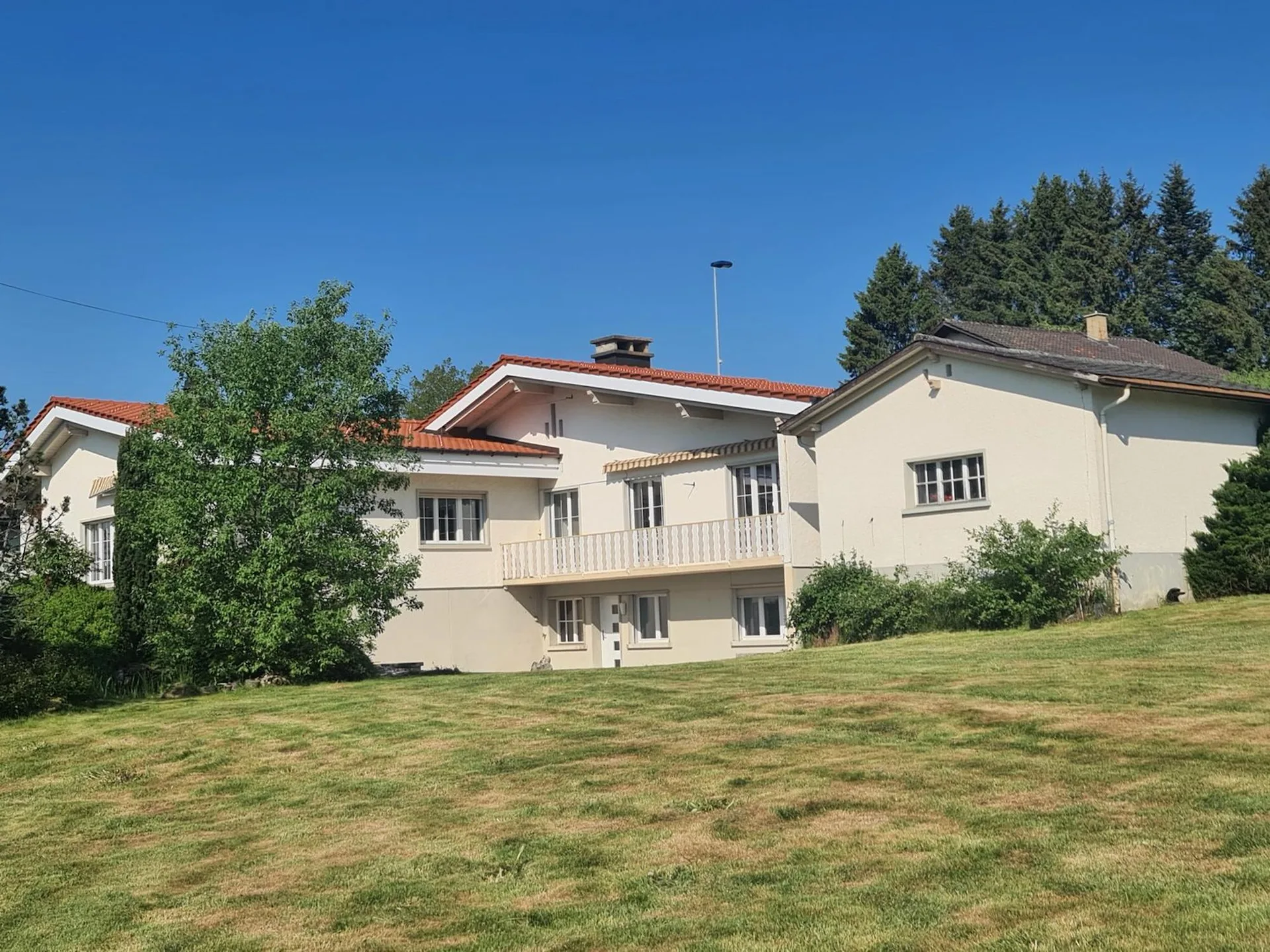 NOUVELLE BAISSE DU PRIX DE VENTE - Magnifique villa de maître de haut standing sur grande parcelle