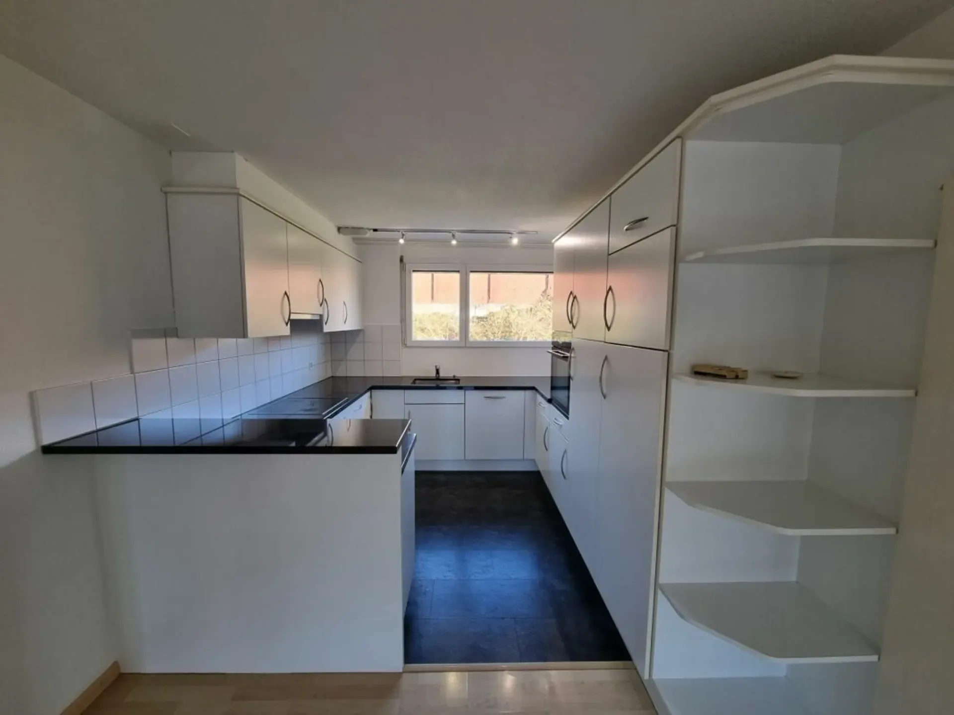 Family-friendly 4.5-room apartment in the center