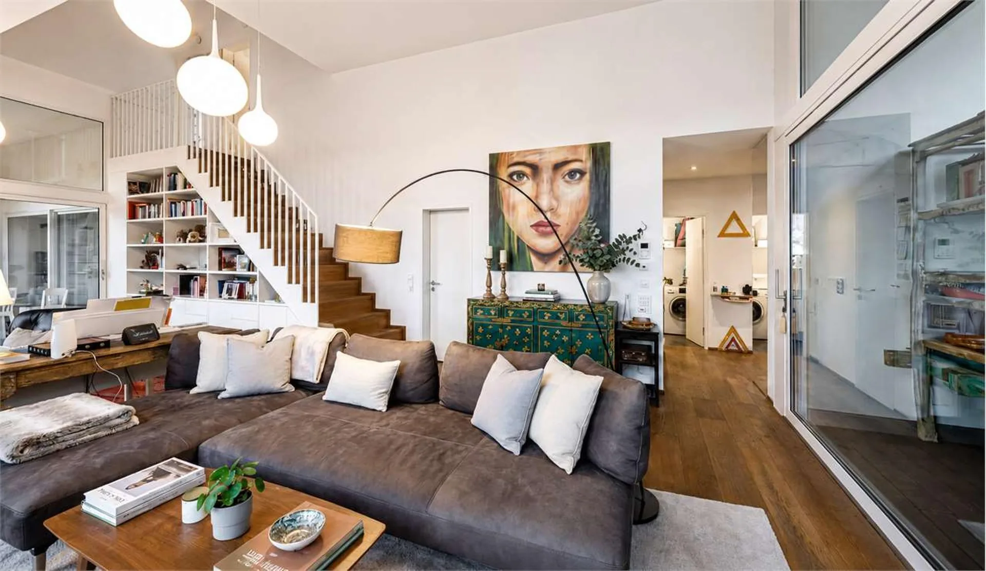 Elegantes Dachgeschoss mit 6 Zimmern und großen Terrassen in Bellinzona