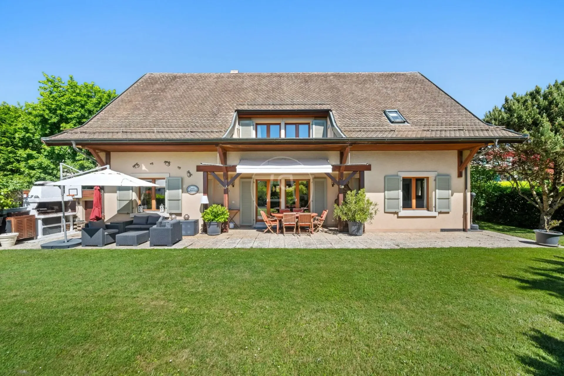 Schönes Familienhaus im Zentrum von Morges