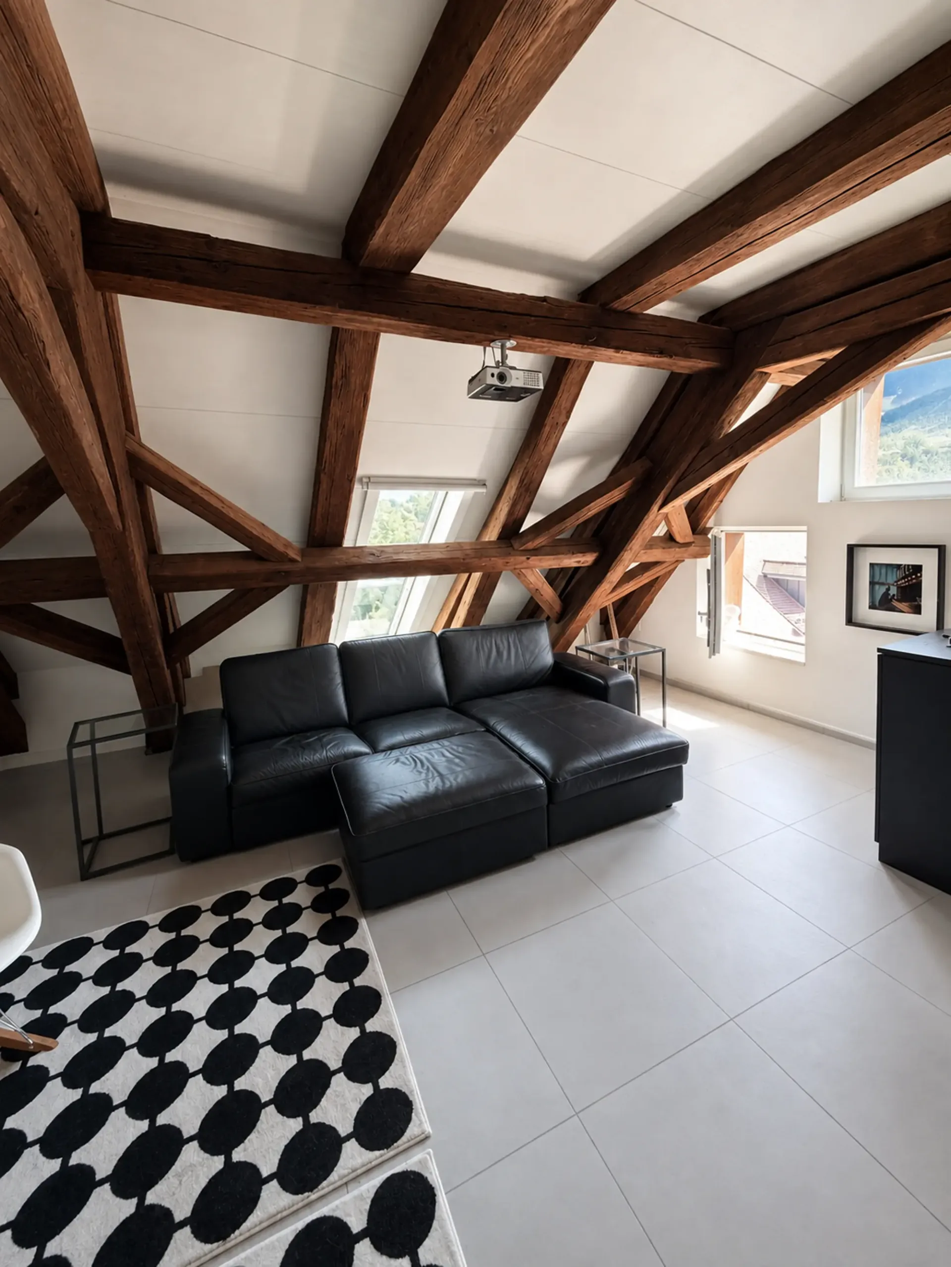 Charmante Triplex-Wohnung in der Lenzburger Altstadt