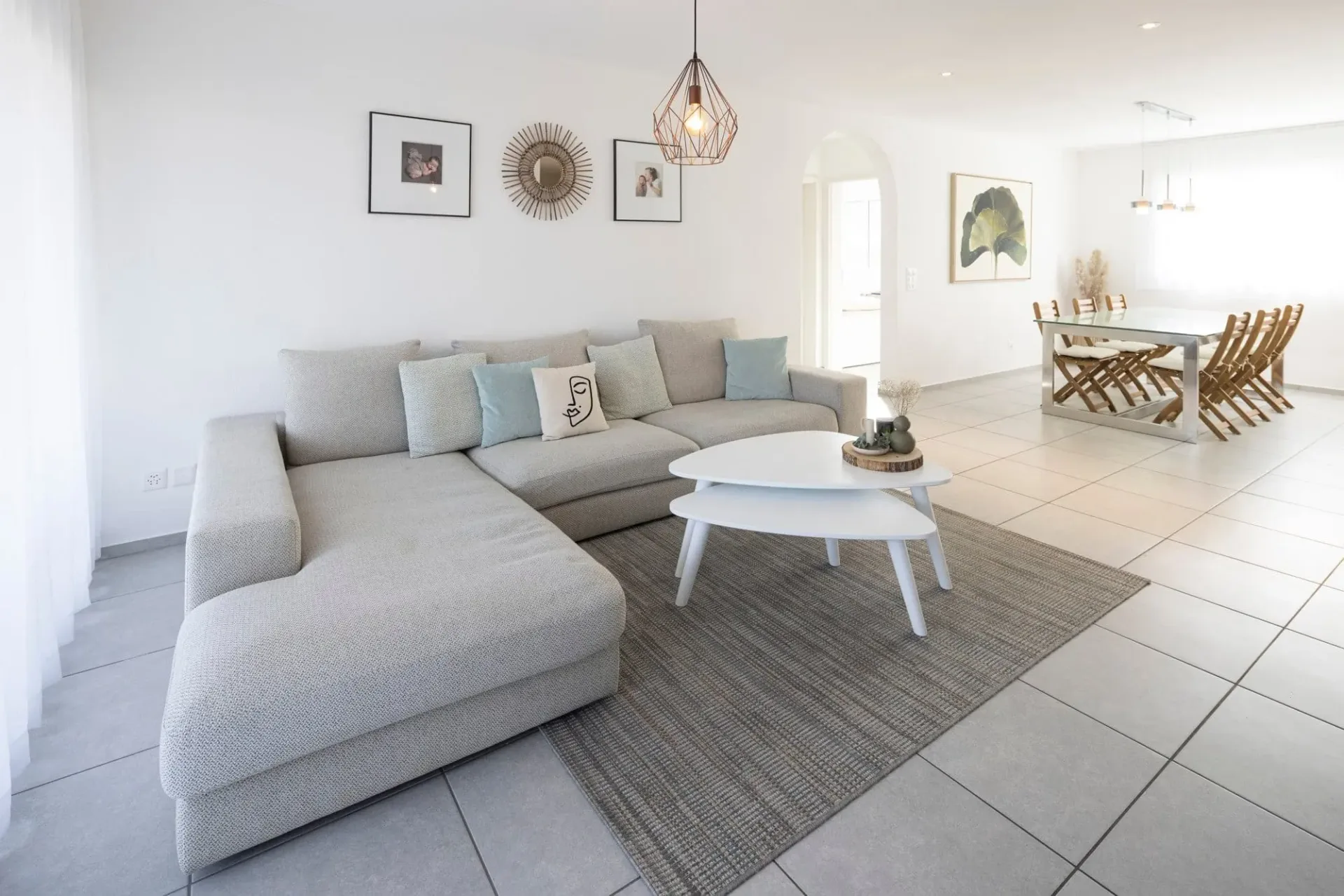 Moderne Familienwohnung mit traumhafter Gartenoase