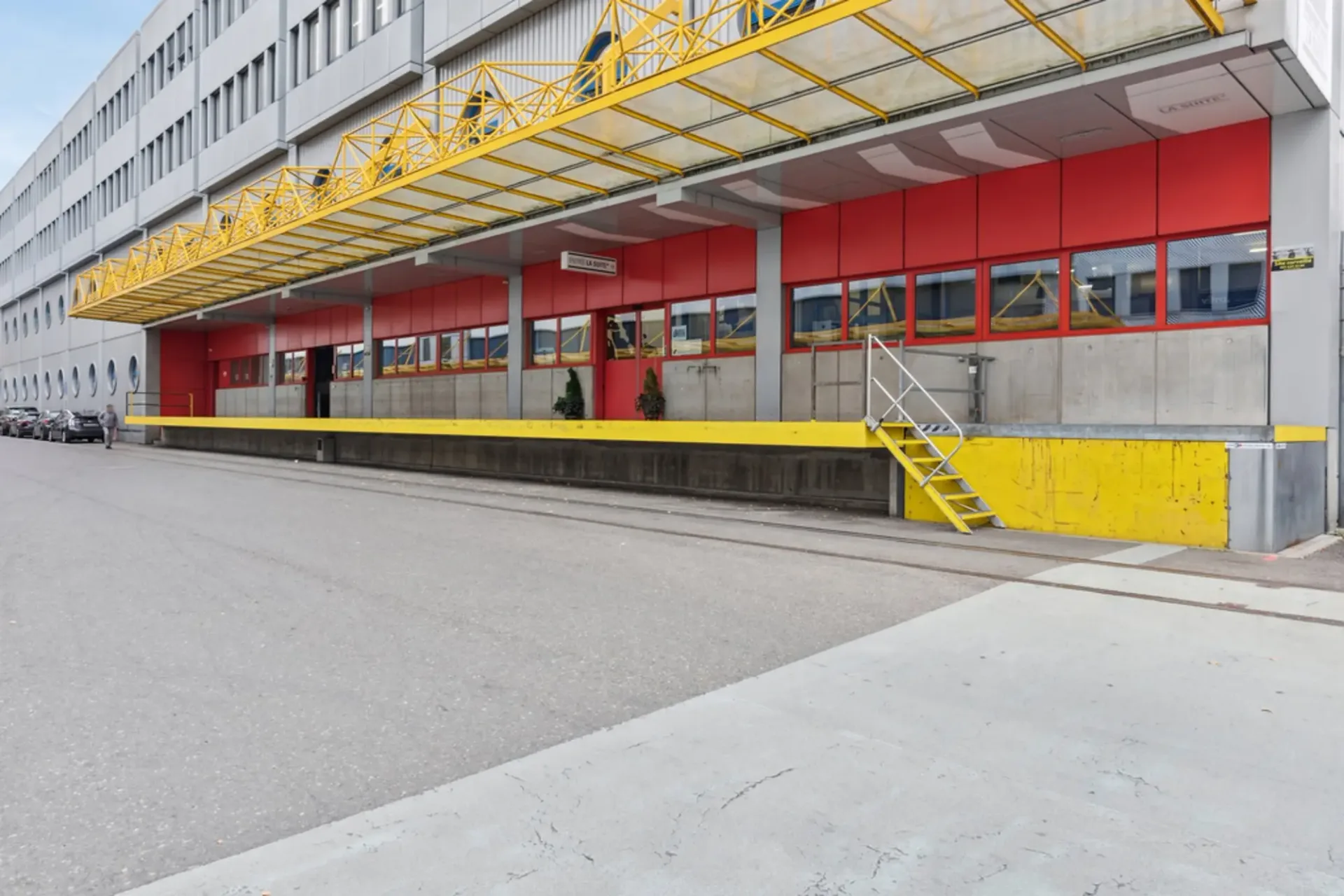 Lagerplatz nahe dem Flon