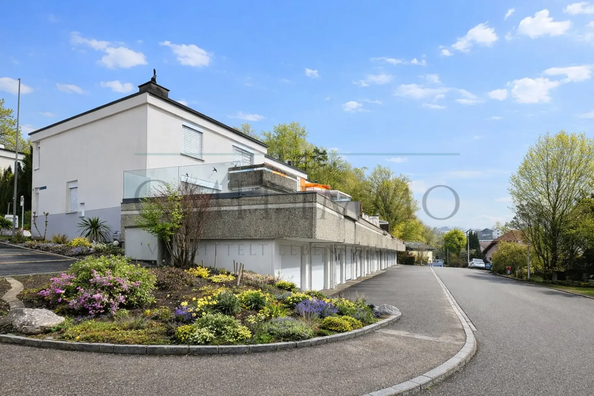 Einfamilienhaus Eckhaus in Zofingen-Mühlethal | 122 m² | Terrasse | 2 Garagen | Familienfreundlich