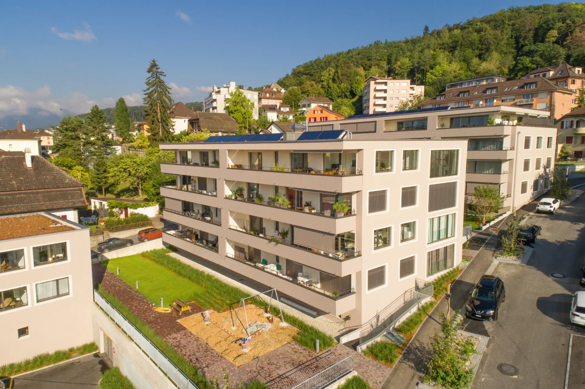 Neuchâtel, Chemin des Brandards - Attractive and Modern Real Estate Complex