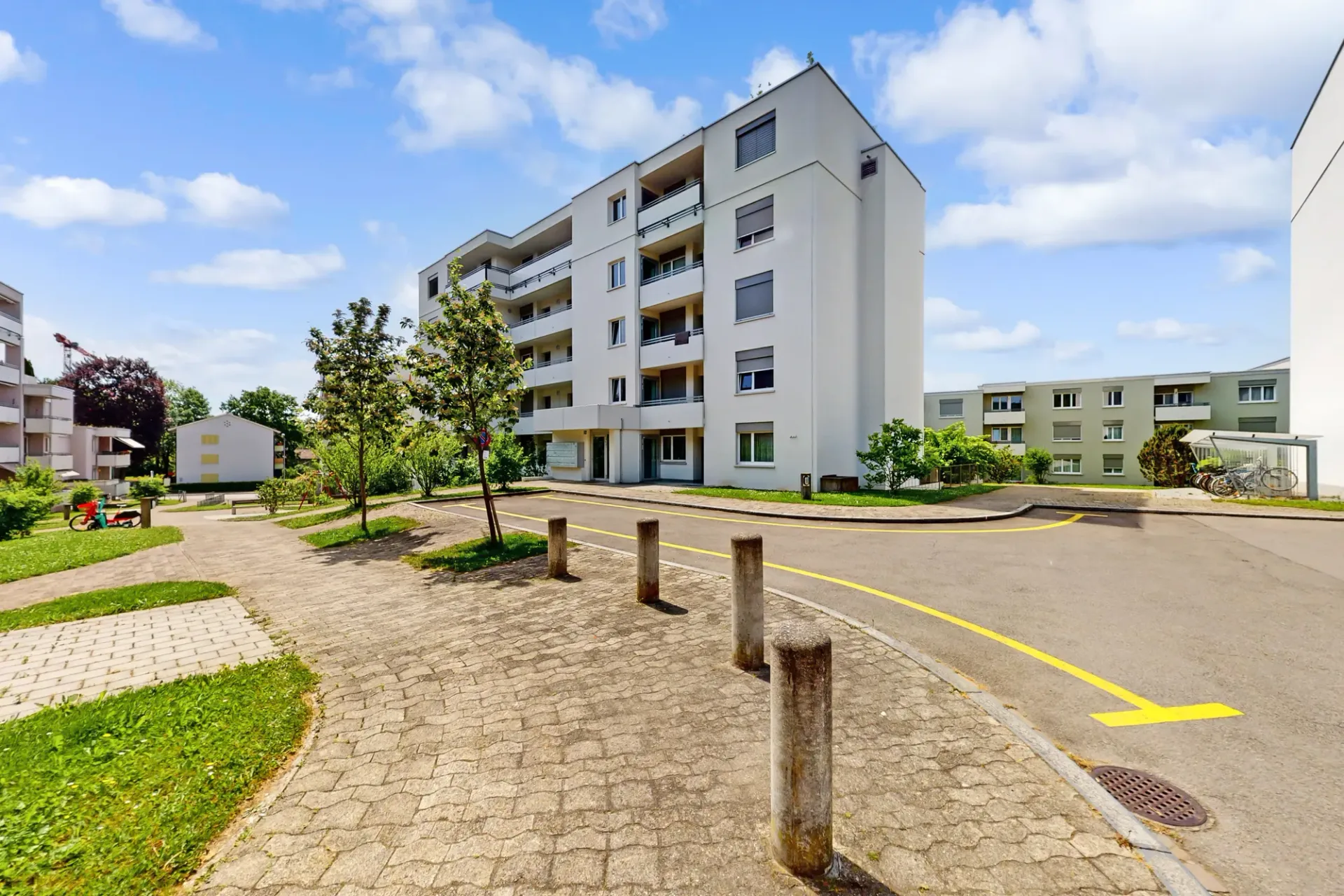 Stadtflucht leicht gemacht: Dein Zuhause mit Gartensitzplatz!