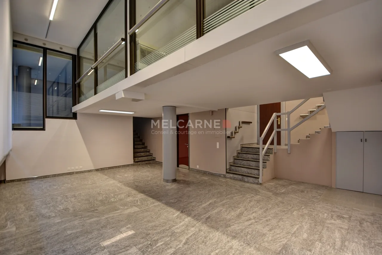 Surface de bureaux de 438 m² PPE aux Eaux-Vives