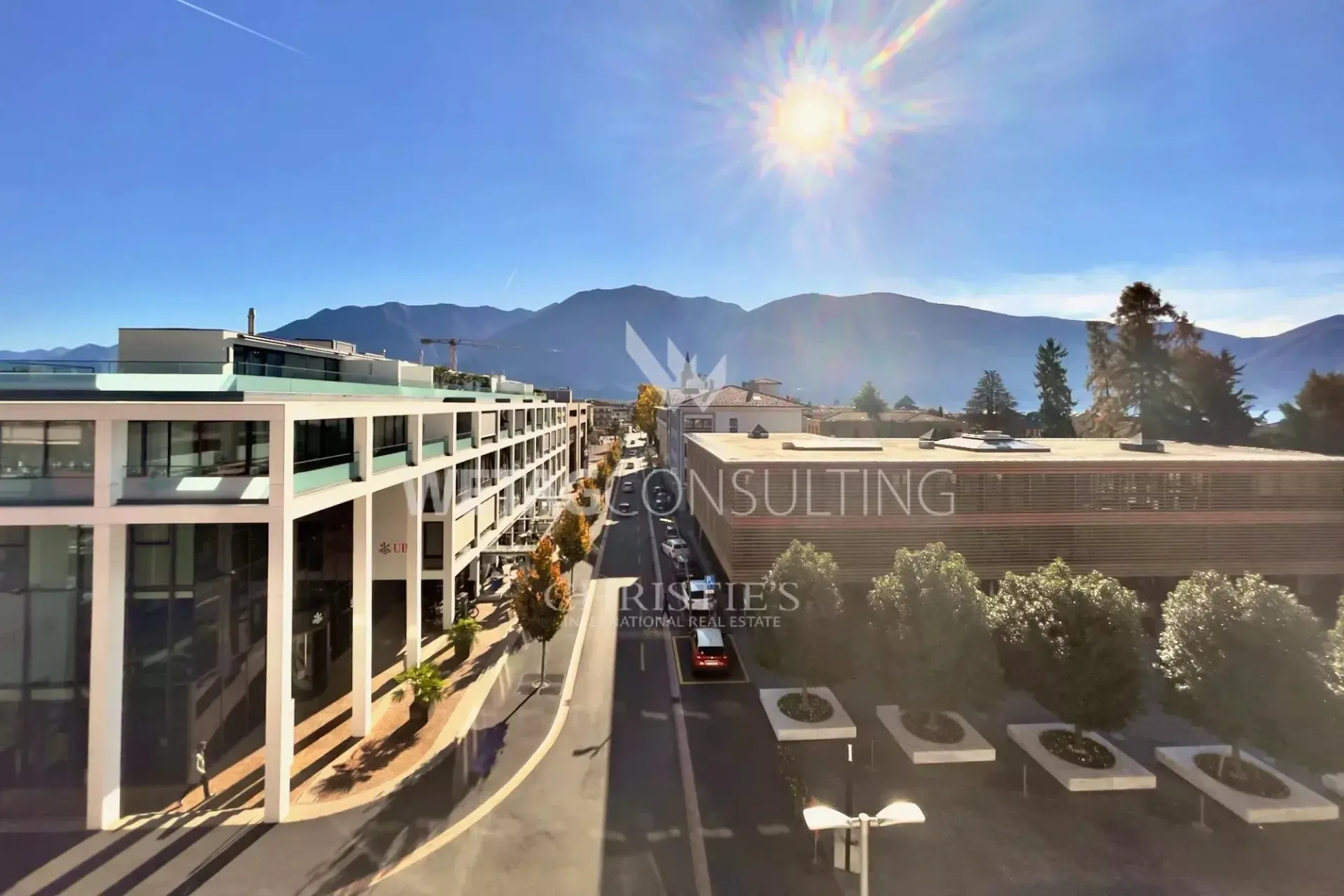 Residenz Palace 1110: Moderne 5,5-Zimmer-Wohnung mit Terrasse in Ascona zu verkaufen