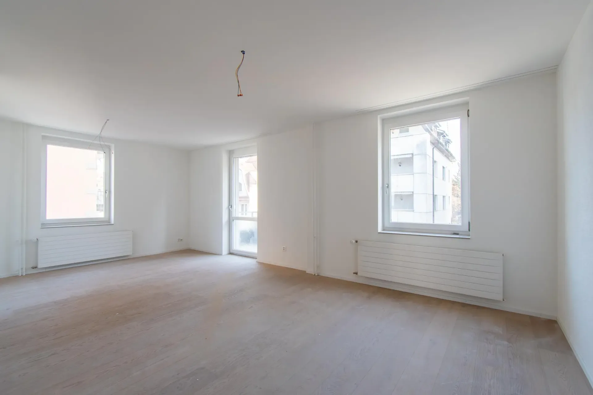Appartement spacieux, rénové récemment, 2,5 pièces avec balcon