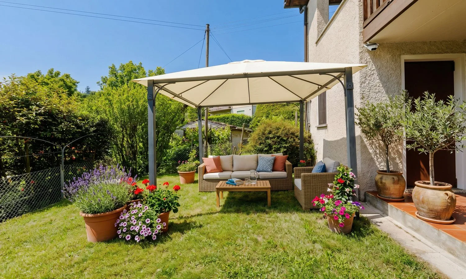 Maison tessinoise ampliable avec terrain constructible à Lugaggia