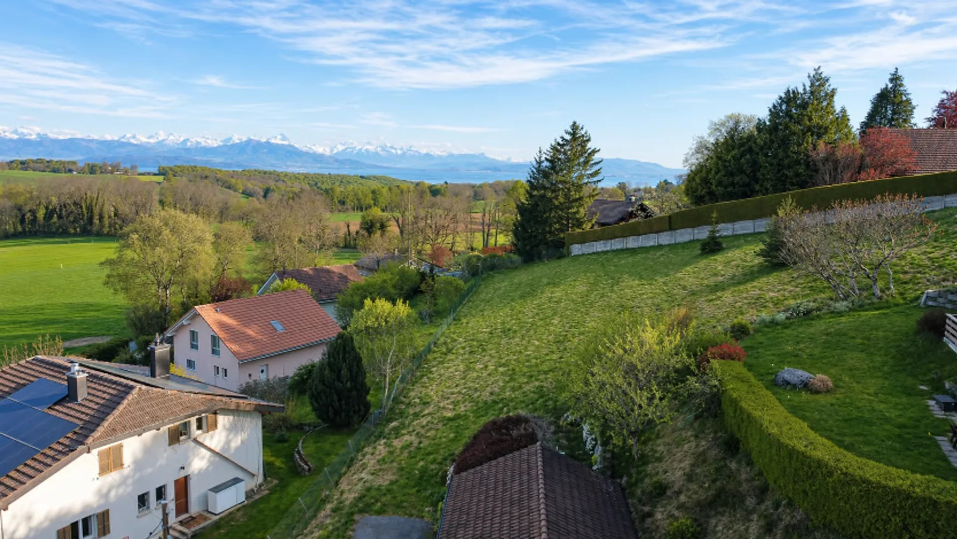 Bauparzelle mit atemberaubendem Blick auf die Alpen!