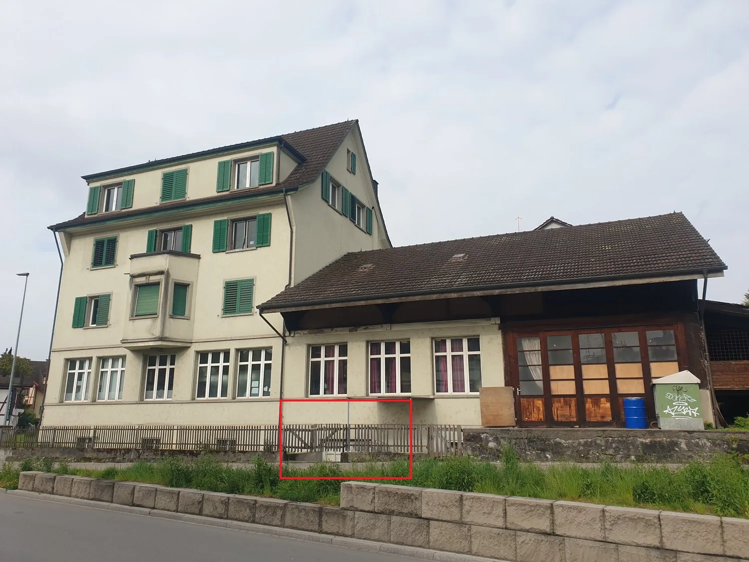 Local de stockage 22m2 au centre de Meilen