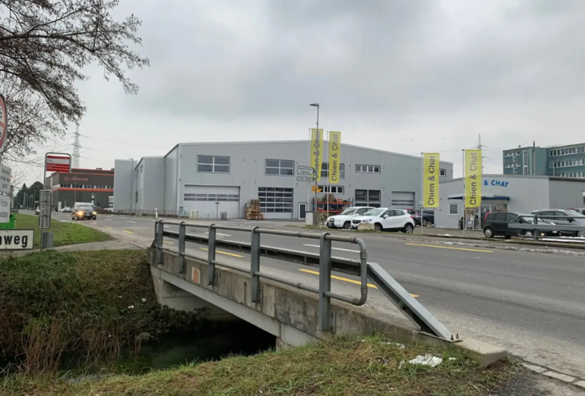 Gewerbe-/Industrieobjekt zur Miete in Studen BE – 370 m² - 450 m² ab 2027