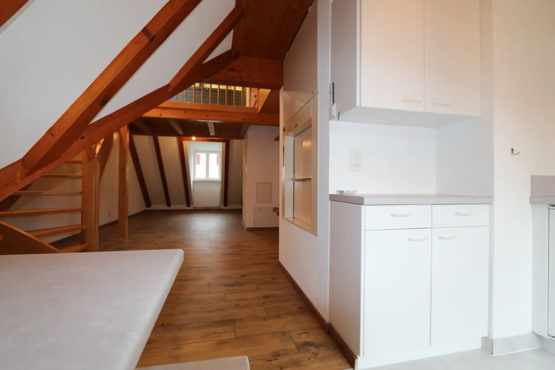 2.5-ROOM ATTIC APARTMENT WITH GALLERY