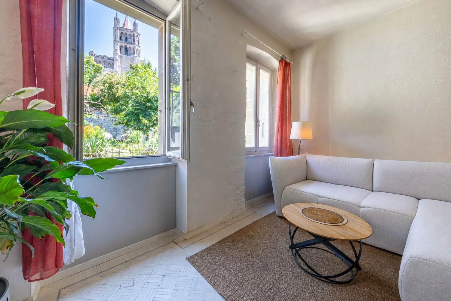 Seltenes Appartement im Zentrum von Lausanne
