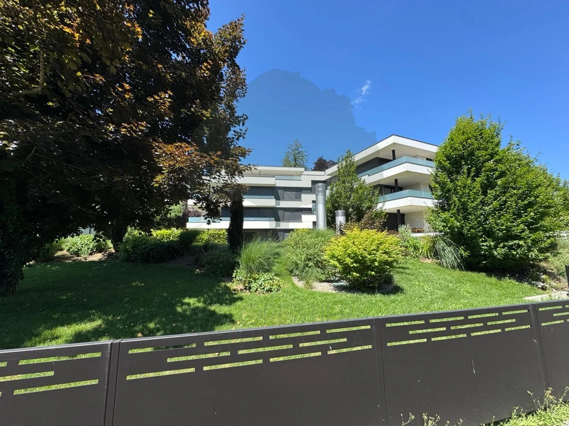 Schönes 5.5-Zimmer-Apartment mit 170 m² und 62 m² Terrasse