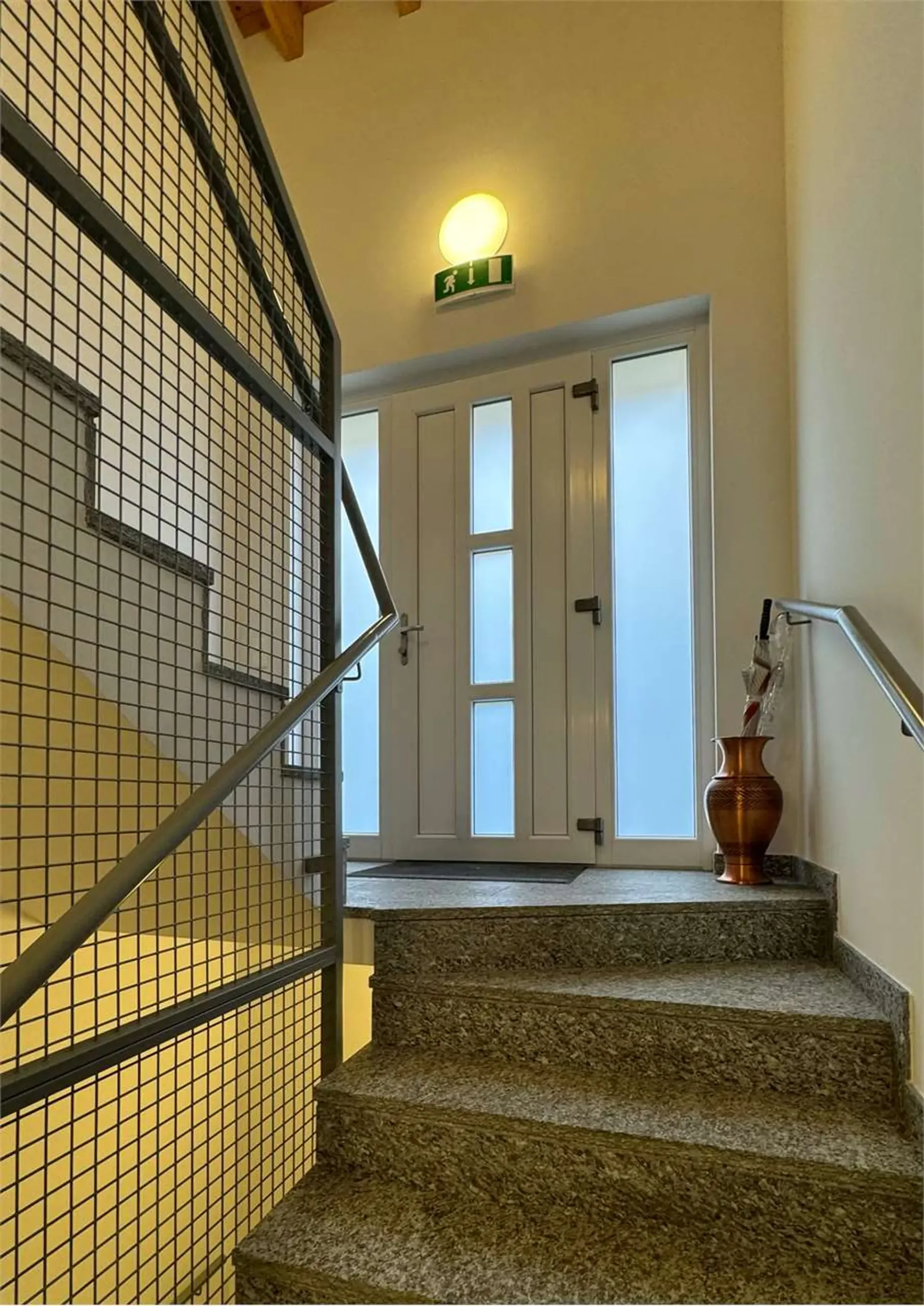 Wohnung mit 2.5 Zimmern und privatem Garten zum Verkauf