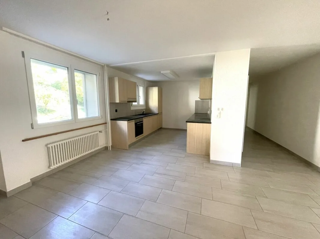 St-Imier, wunderschöne 3.5-Zimmer-Wohnung im 3. Stock mit Aufzug