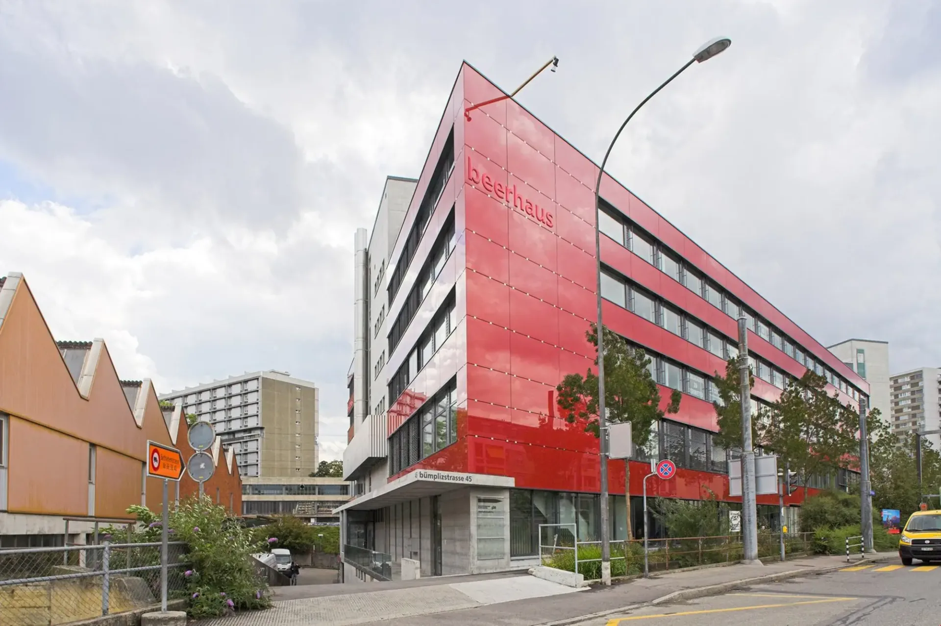 Beerhaus: Attraktive Büroräumlichkeiten / Gesamtetage mit ca. 1''''515 m²