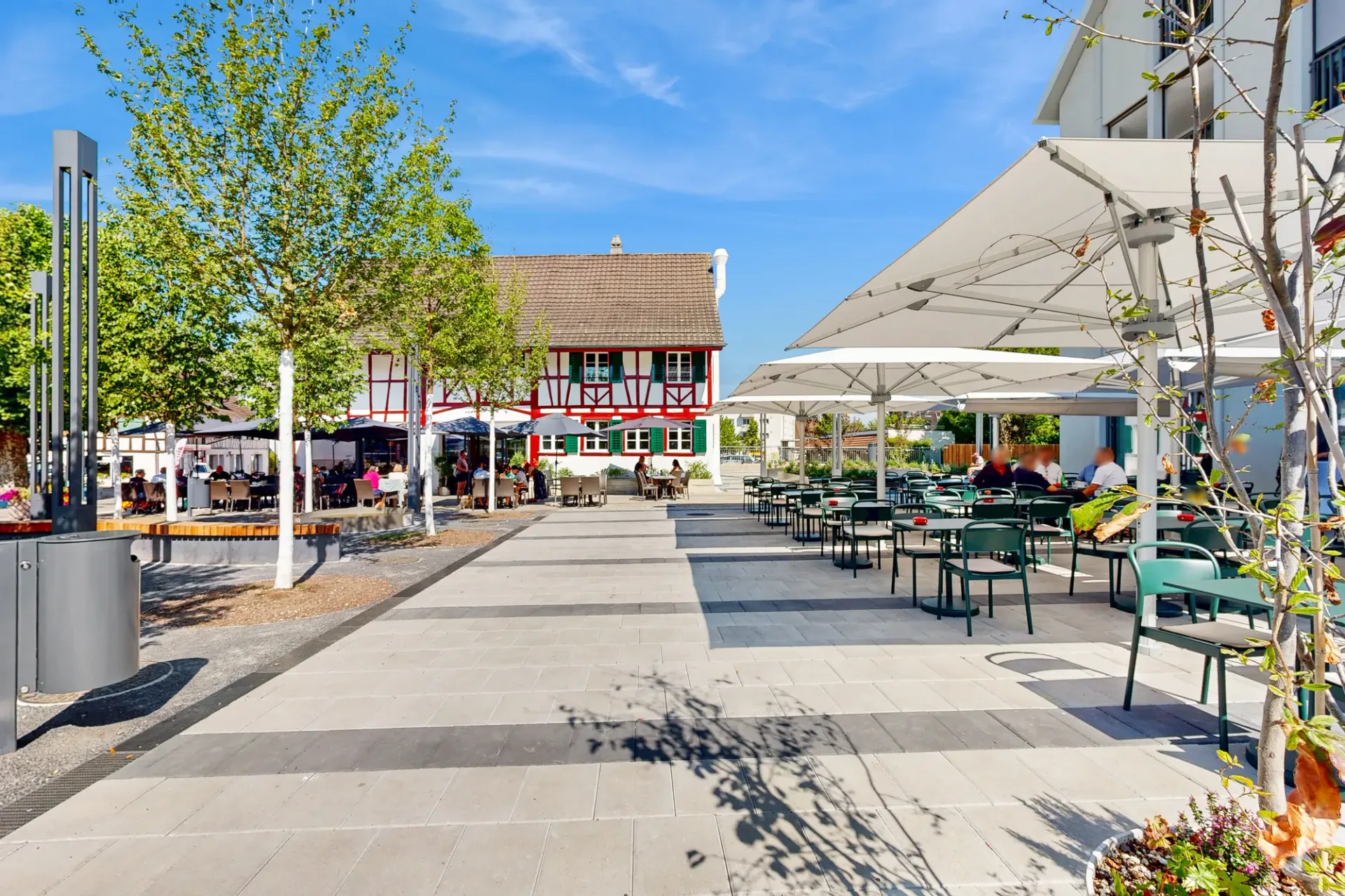 Modern new-build apartment in the center of Niederhasli