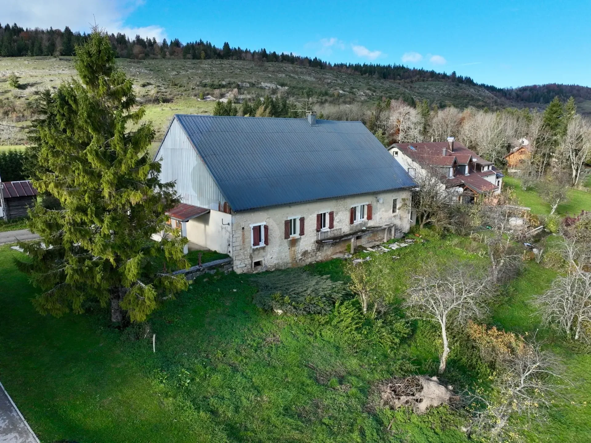 Haus mit atemberaubendem Blick in der Nähe der Grenze