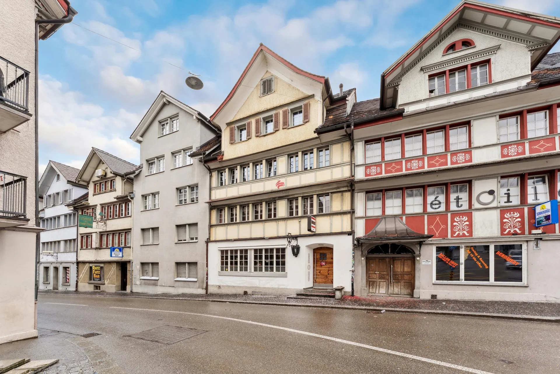 Gemsli - Alpenthai: Ristorante con appartamento ad Altstätten