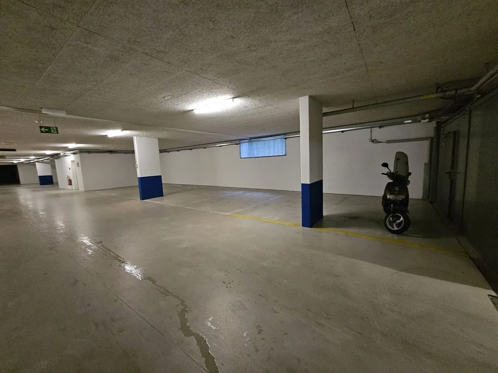 Parkplatz, 1213 Petit-Lancy