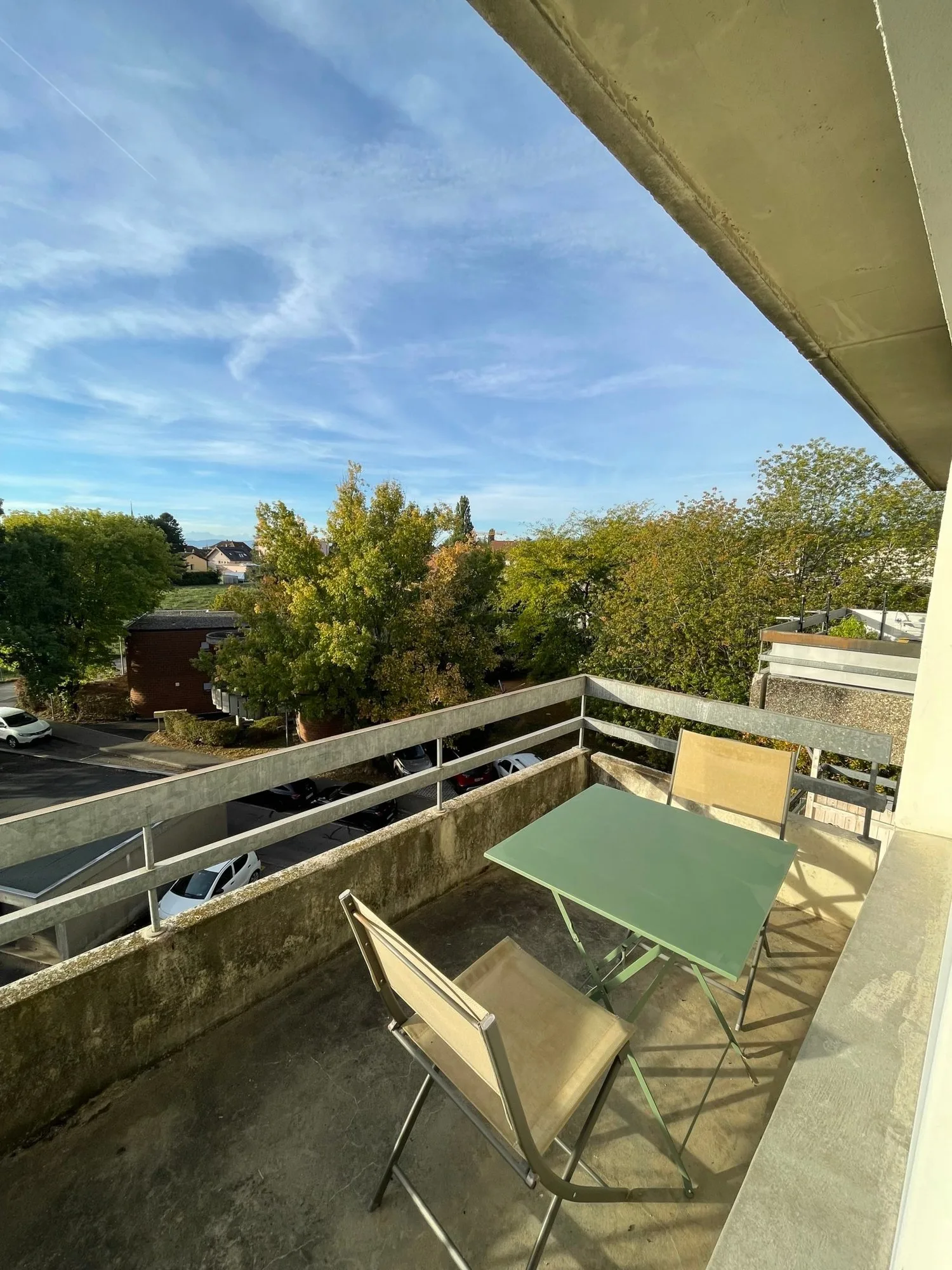 Bel appartement de 2 pièces situé au 4ème étage avec ascenseur