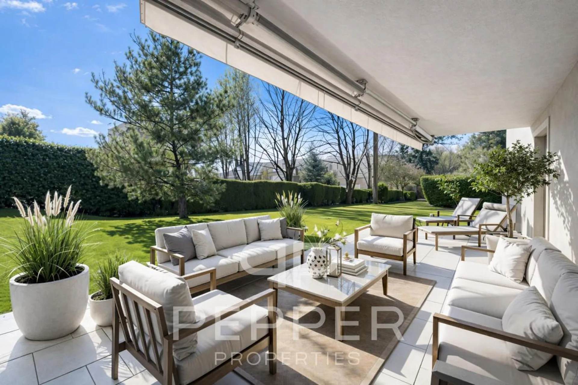 Écrin de verdure aux portes de Lausanne   Spacieuse maison individuelle rénovée