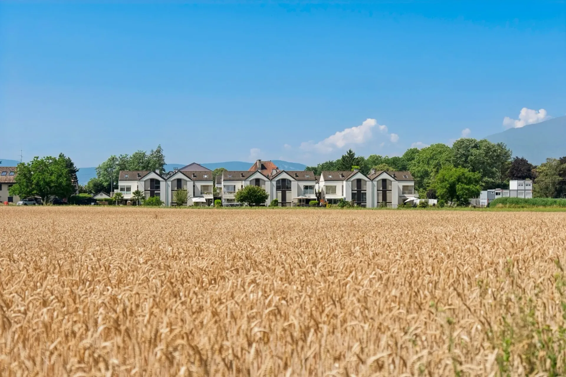 Exklusiv! Charmantes Duplex-Haus auf dem genferischen Land