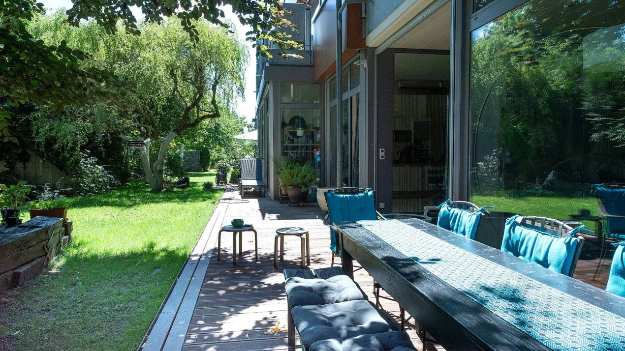 Pour une grande famille : 5.5 pièces et un jardin à 20 minutes du Flon