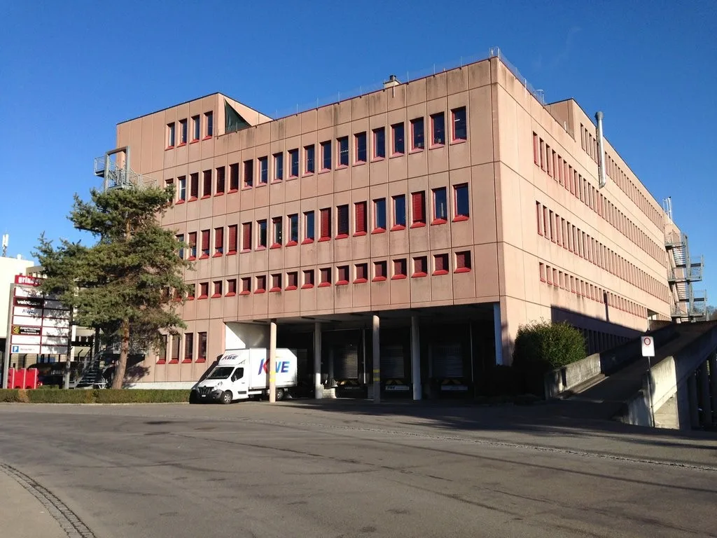 E-Einstellplatz zu vermieten!
