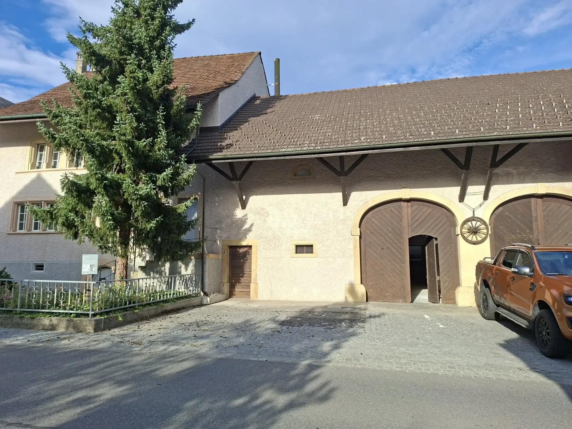 Raum für Ideen – Atelier-/Gewerbefläche mit Scheunencharme