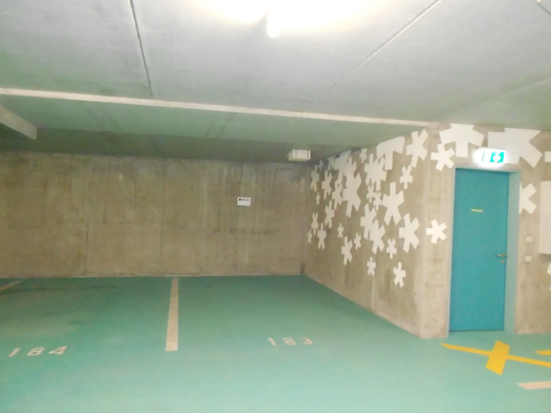AUTO Garagenplatz im Parkhaus Brüggli AROSA