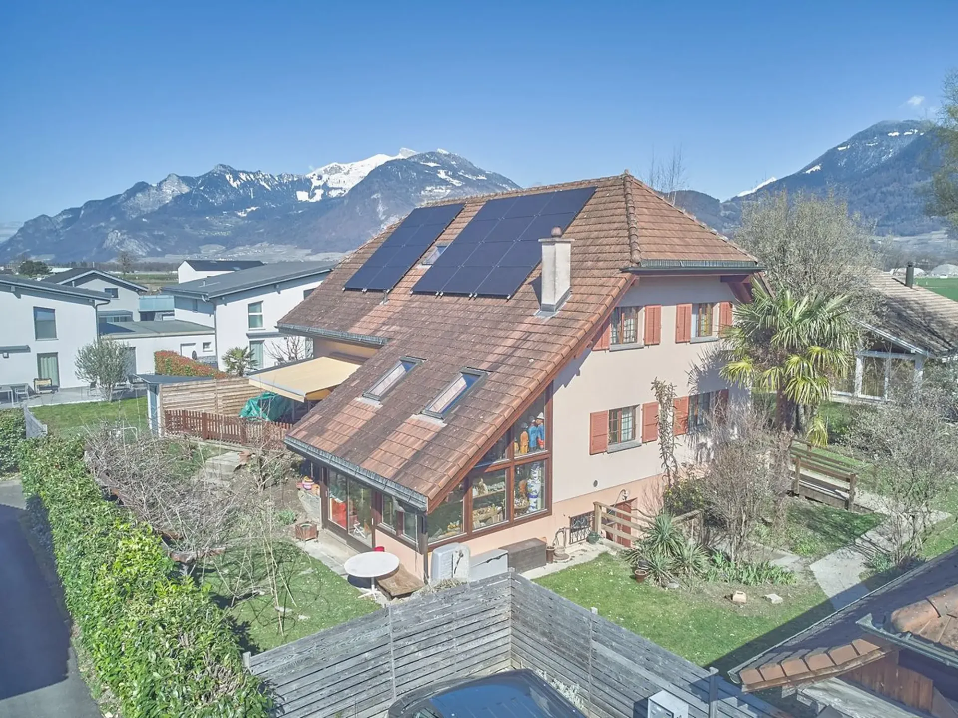 Einzelvilla 6.5 Zimmer in Collombey