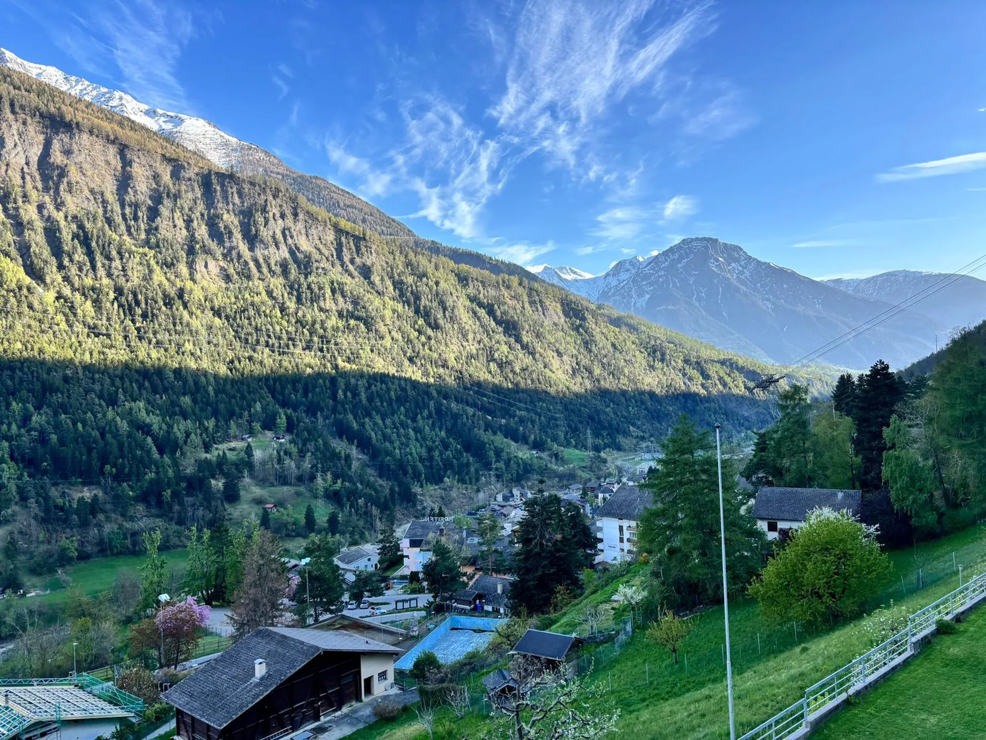 Modernes Studio mit Balkon – Ideal für Ferien & Investment