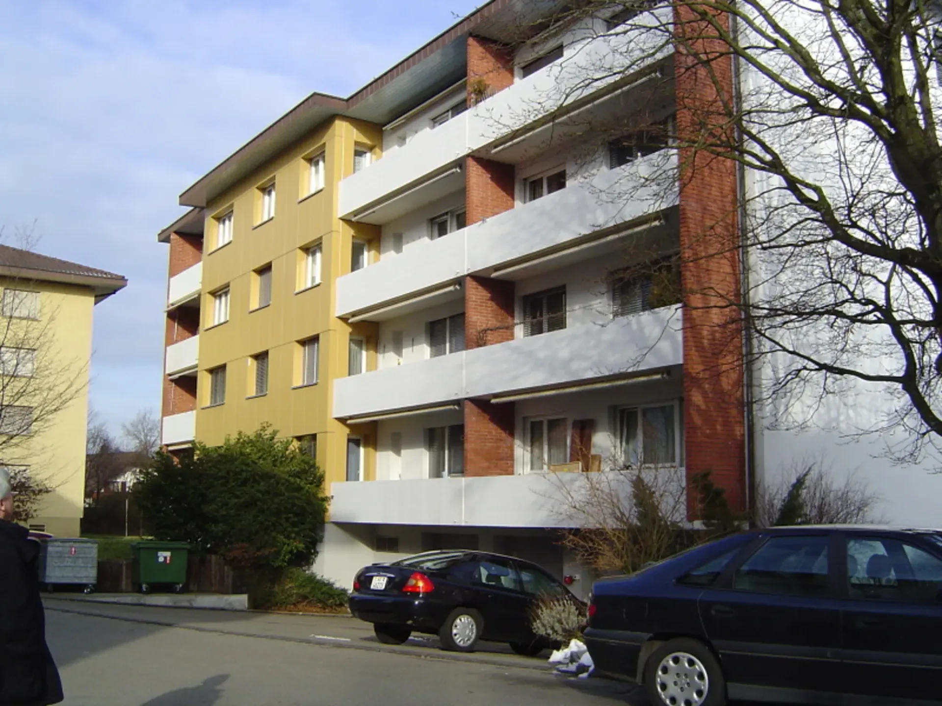 frisch renovierte 3-Zimmerwohnung im 2. OG