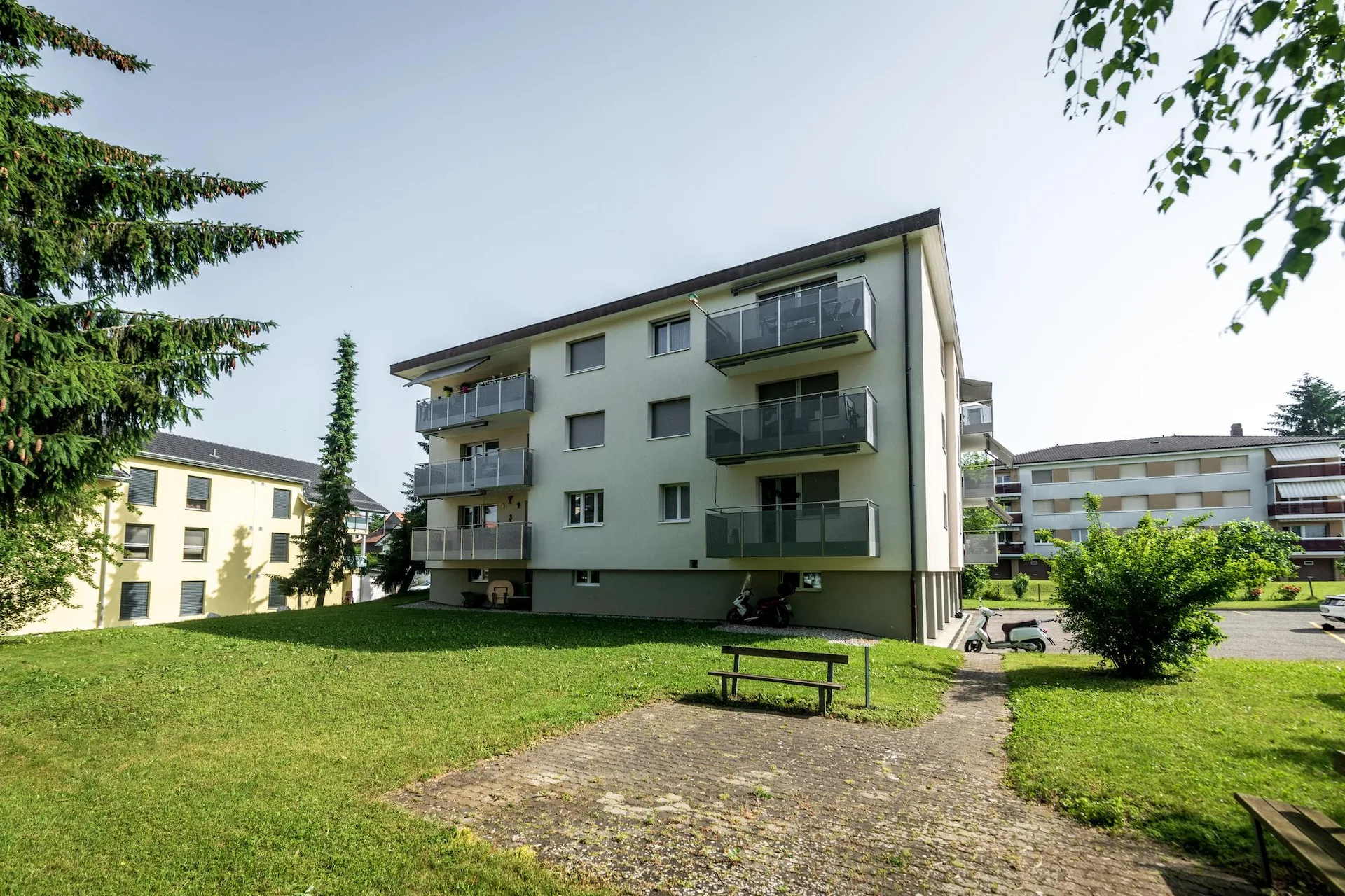 Schönes 3½-Zimmer-Apartment mit Balkon