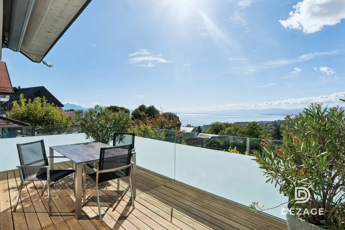 Prachtvolles Duplex mit Hauscharakter, Aufzug, Garten und atemberaubendem Blick auf den See!