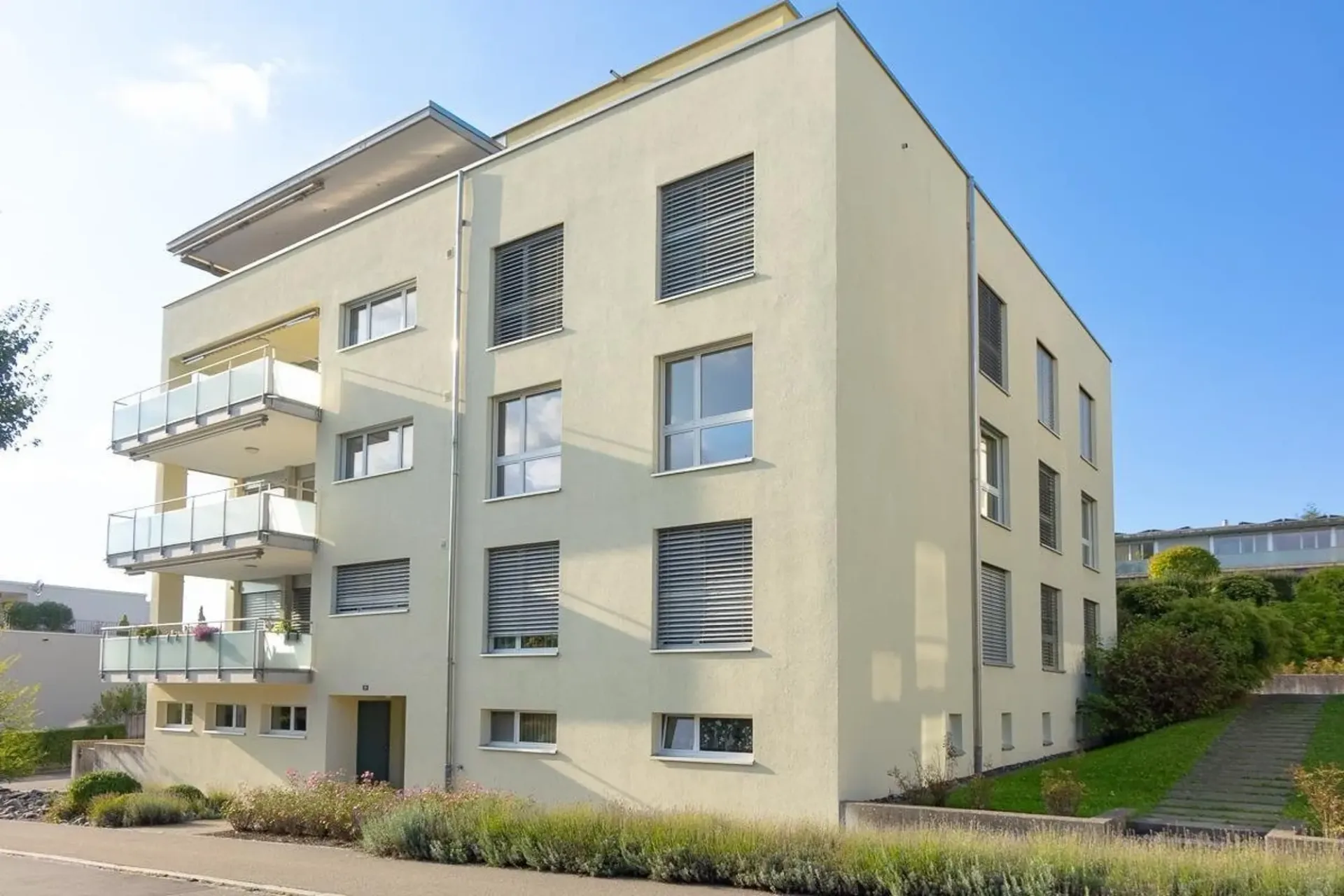 Lichtdurchflutete 4.5-Zi. Wohnung mit Säntisblick