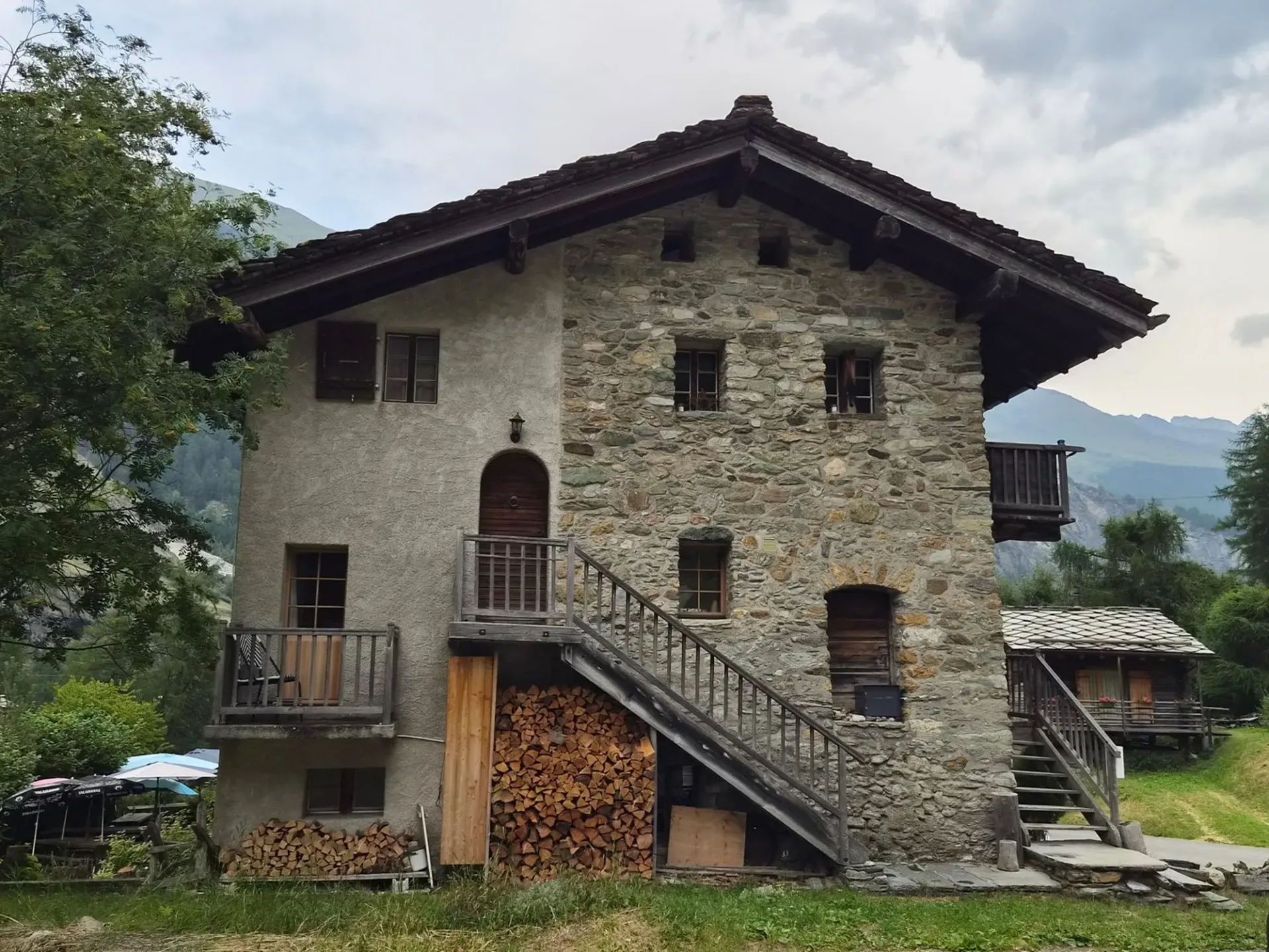 Appartement cosy dans maison villageoise authentique - Lannaz/Evolène - 70 m2
