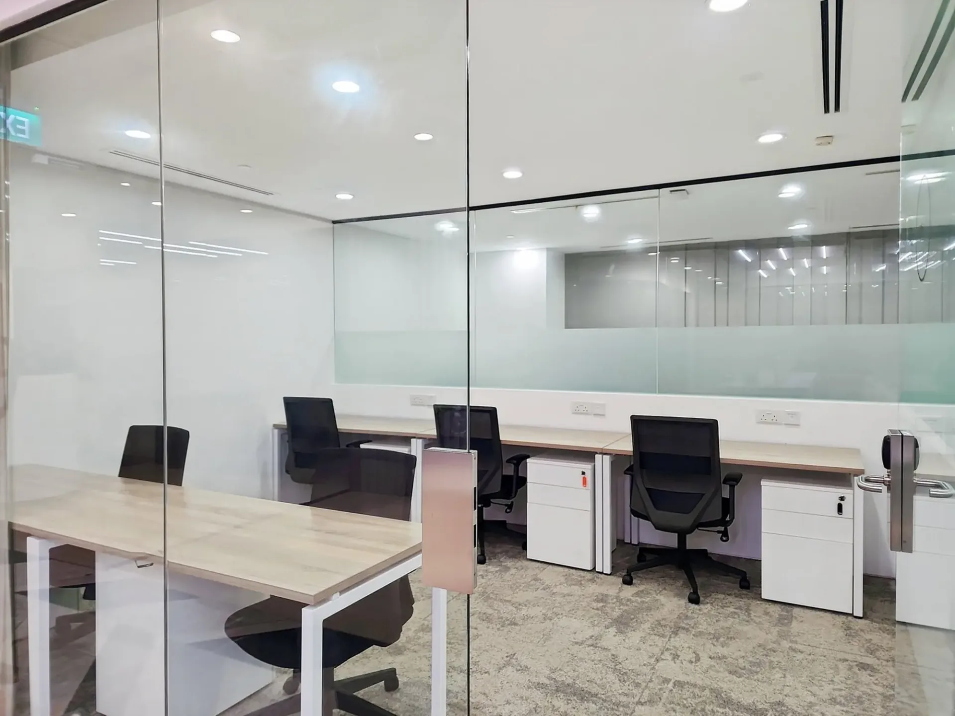 Büro für 20 Personen bei Regus Versoix Station Lakeside