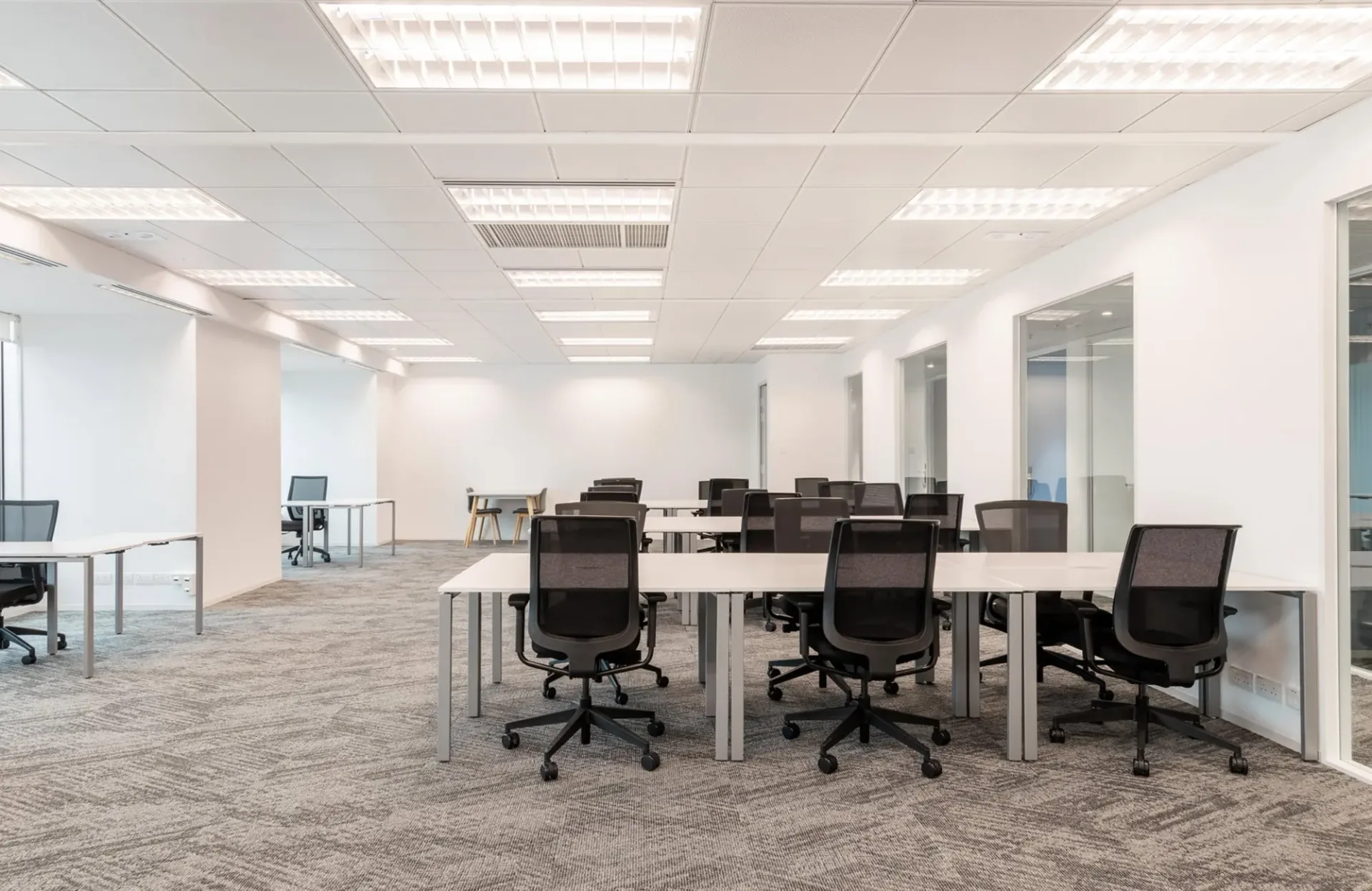 Büro für 40 Personen im Regus Balexert Tower