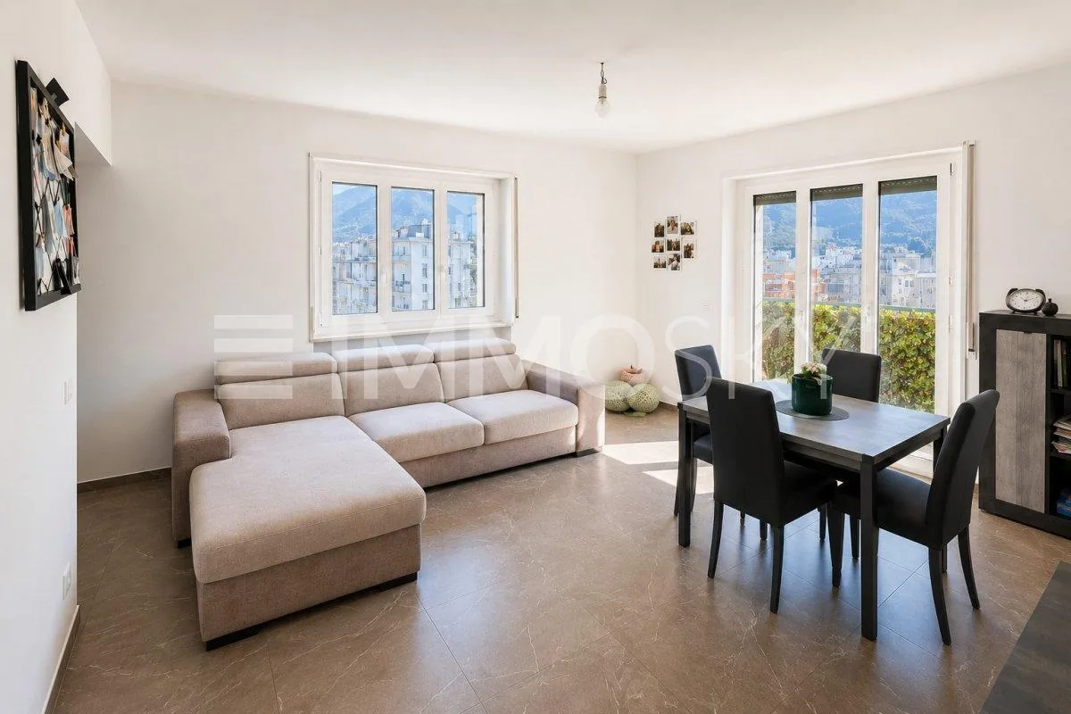 Bellinzona Apartment 4.5 rooms with panoramic balcony